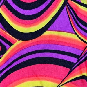 VALS Vintage 80s/ 90s Vibrant Multicolor Abstract Pattern biker shorts 👓